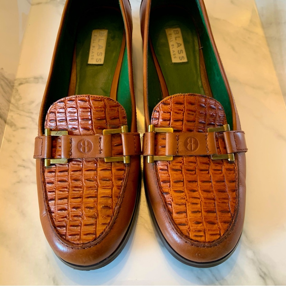 Vintage Loafers Old Money Bill Blass Crocodile Leather Brass  Women’s 9M
